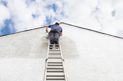 Peinture extérieure à Pila-Canale — façades et ravalement